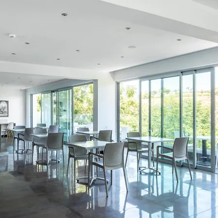 公寓 Holiday Home For Sunbathing By The Pool And Nights On The Balcony All Yours 圣纳帕